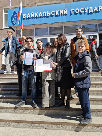 "По местам памяти Героев Отечества".